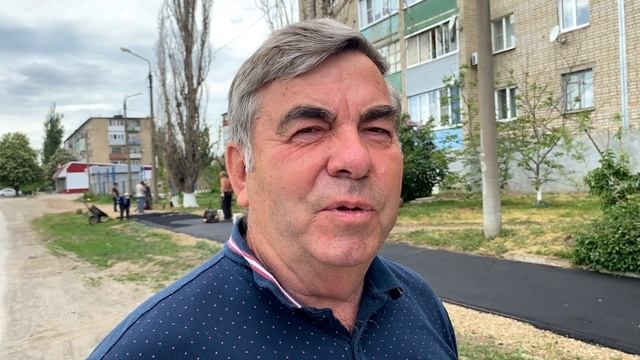 БОЛЬШОЕ ДЕЛО. Житель добитился проведения ремонта и асфальтирования тротуара Гагарина 10. Лиховской.