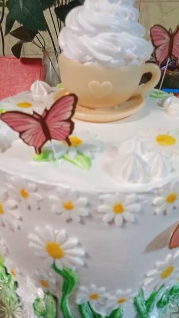 С днём рождения, Маша! Торт молочная девочка.