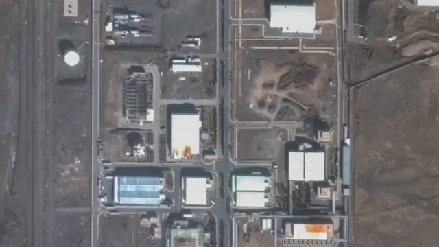 Повреждения наземных сооружений ядерного объекта в Натанзе. Подземный комплекс как заявлял Иран ...