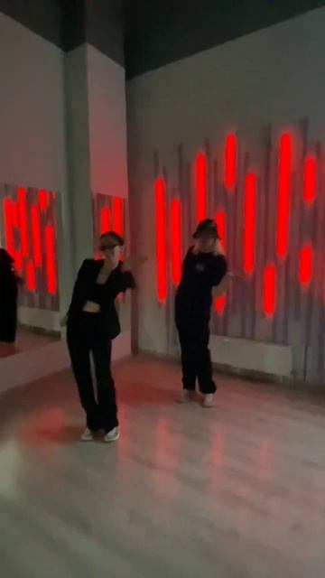 slow it down  #ateez #bouncy_challenge #bouncy #kpop #coverdance #dancechallenge #kpopcover #fyp