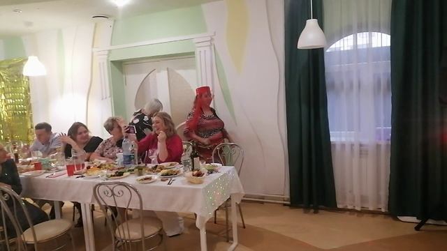 Сказка-прикол Царевна-именинница на юбилее в кафе "Как дома"