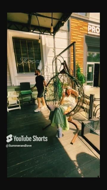 "The Lady in Green"))