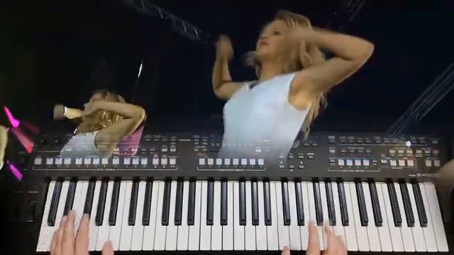 Учат в школе Облака-белогривые лошадки YAMAHA PSR-SX600 Style SchansonPop3-SX600