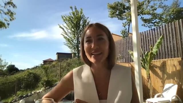 Пробуждая свою новую реальность: как начать жить в счастье, любви и гармонии.