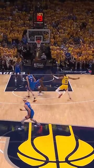 Caruso doing it on BOTH ENDS!