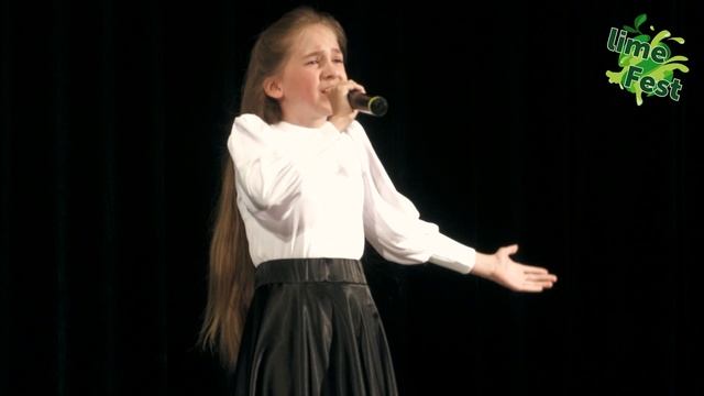 Юлия Абрамова -"Месяц май"