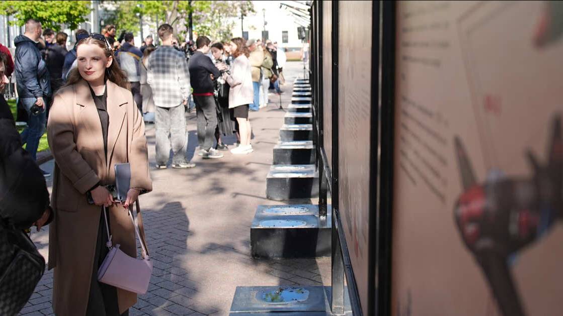 Передвижная выставка "Наука великой Победы" открылась в Великом Новгороде