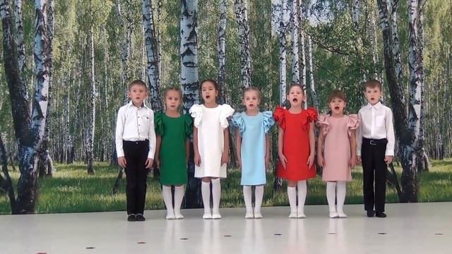 Патриотическая песня" Надежда Россией солнце светит"