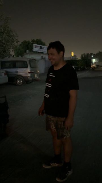 13 моторов, пятница 13, улететь вчера не удалось - закрыли воздушное пространство над Ираном