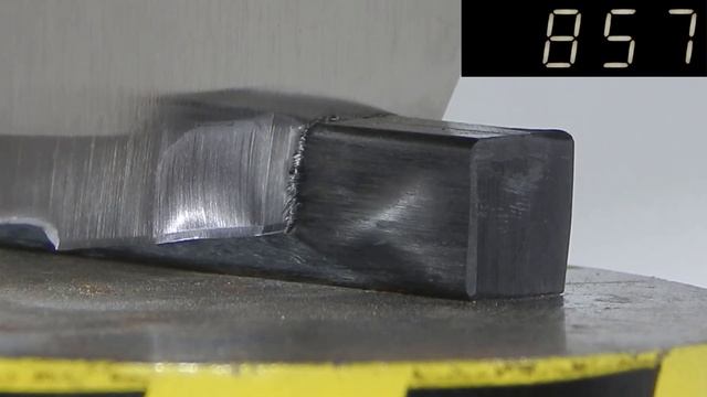 HYDRAULIC KNIFE VS HARD MATERIALS