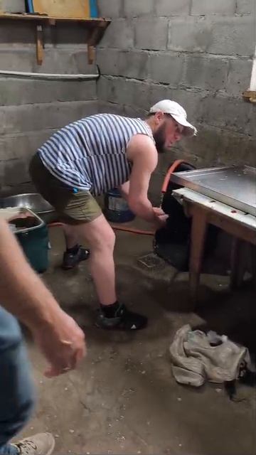 Счастье живет рядом с нами