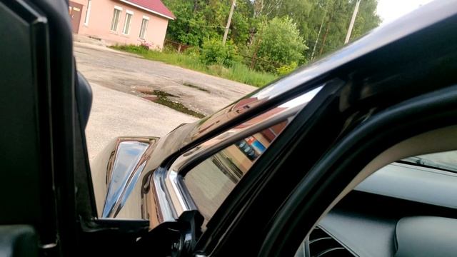2.5 атмосферный мотор на автомате,весь в заводском исполнение.