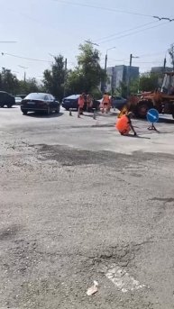 Ремонт дороги на Ленинском/Куприна в Донецке 🚜