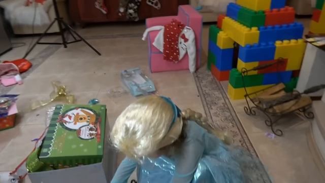 Мистер Макс Подарки для Макса на Новый Год 2017 ⧸ Кошечка Мурочка в костюме курочки ⧸ Подарочки в но