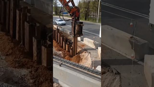 Погружение шпунта Ларсена 📞 +7 (985) 185-77-77 Услуги бурения