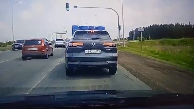 Думать надо, кого обгоняете, пацаны 🙄😖😡