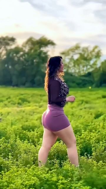 q3YqtwFCn5Y - Stunning tight high waist minidress summer outfit for the day #fashion #style #outfit