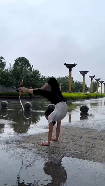 удивительно