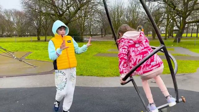 Мисс Кэйти и Мистер Макс (Miss Katy) Макс копирует Катю 24 часа