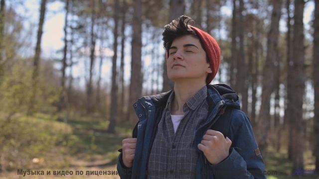 Клип, созданный на нейтринном детекторе - искусство и наука сливаются! - Loading-time -- Ketsa -- Su