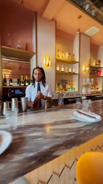 3 simple phone gimbal shots to create a CINEMATIC restaurant video!