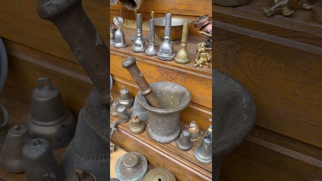 Старинные вещи 19-20 века. Стоящие денег. Блошиный рынок #shorts