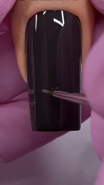 Стильно, круто, винтажно. Spring nails