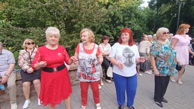 А я всё летала....... 01.06.25 Гомель парк Луначарского 🥰💫