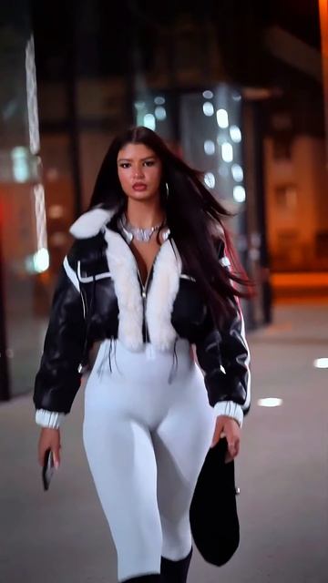 sdm_0Vcfx6U - Beautiful Street Fashion Outfits Style #shorts