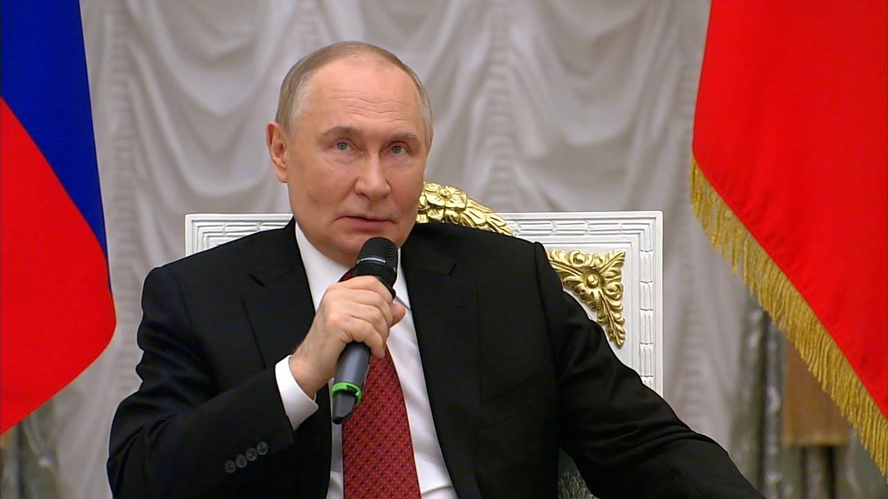 «Пацаны, я на вас с неба посмотрю!»： геройская смерть командира — и обещание Путина присвоить звание