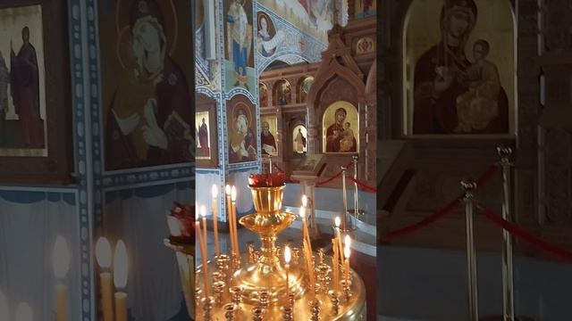 Боже! услышь молитву мою, внемли словам уст моих, ибо чужие восстали на меня, и сильные ищут души