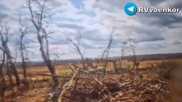 🇷🇺🔥Ожесточённые бои у Покровска:«отважные»массово жгут НАТОвскую технику, пехоту и артиллерию ВСУ