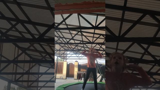 VID_2025_06_14_19_23_29_4064380862188431479338