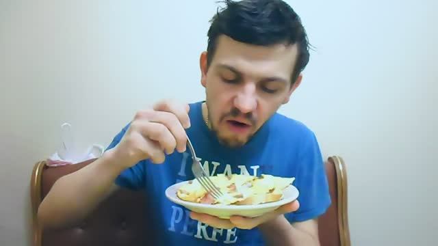 ОБЖОР ЯИЧНИЦА С ВЕТЧИНОЙ И МОРСКОЙ КАПУСТОЙ