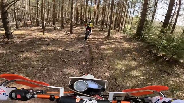 Эндуро покатушки по лесу