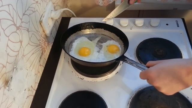 как правильно готовить яишницу