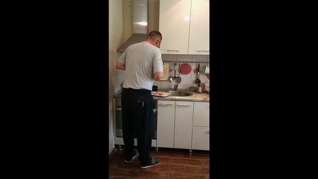 КОТЛЕТОЧКИ ИЗ КУРИННОГО МЯСА , ДОВОЛЬНЫ ВСЕ