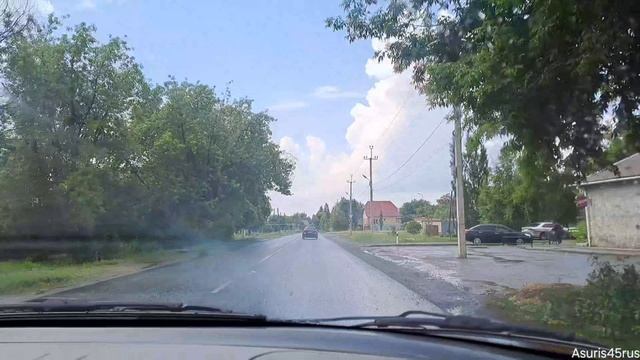 едем в город по делам ура идёт дождик