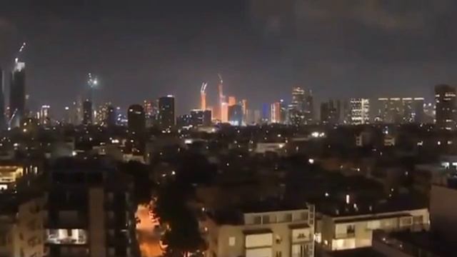 Иранские ракеты пробивают Железный купол - ПВО Израиля Тель-Авив под ударами Ирана
