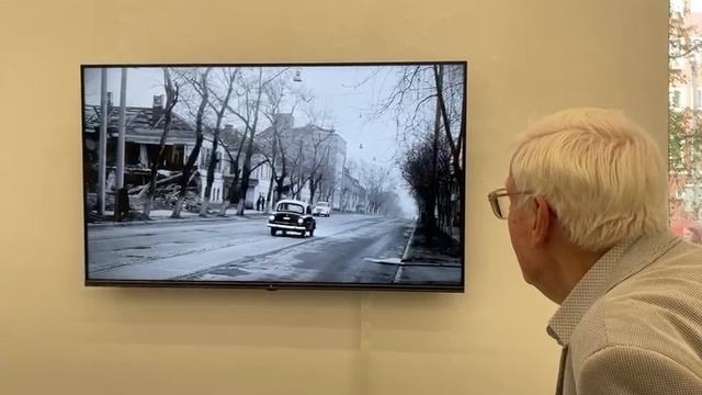 Н.К.Соболев на открытии выставки