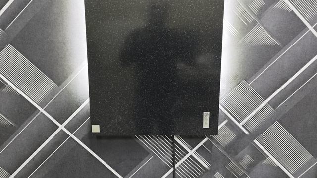 Полотенцесушитель электрический LAGUSTO BASE LED черного цвета