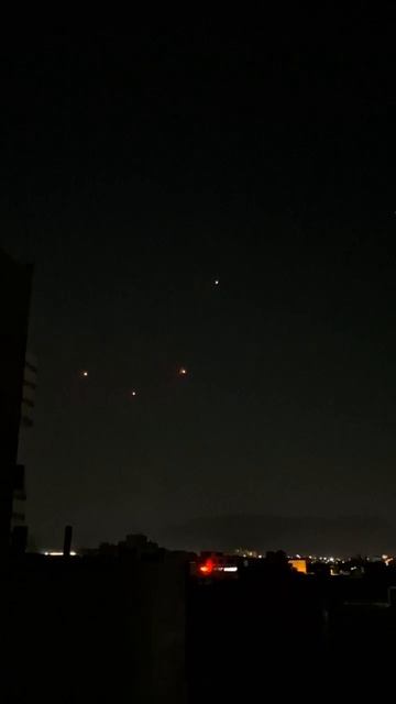 Иранские Баллистические Ракеты Полетели В Сторону Израиля.