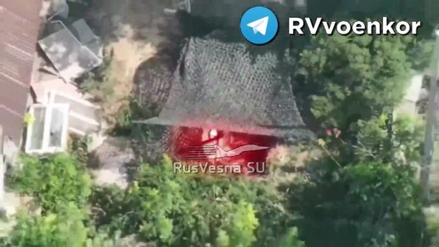 🇷🇺Ожесточённые бои у Покровска: «отважные» массово жгут НАТОвскую технику, пехоту и артиллерию ВСУ