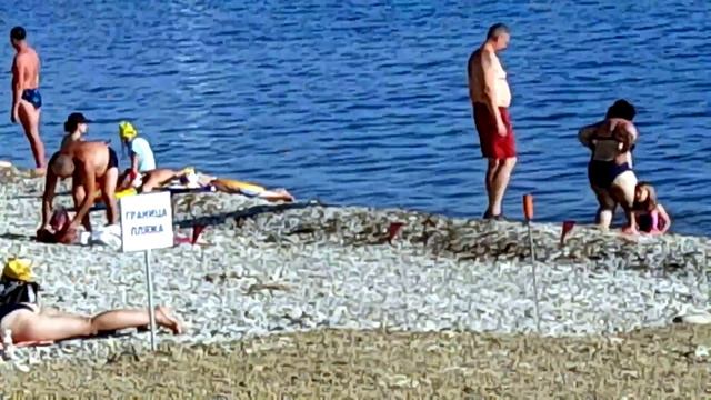 Пляж санатория Кавказ в ГЕЛЕНДЖИКЕ