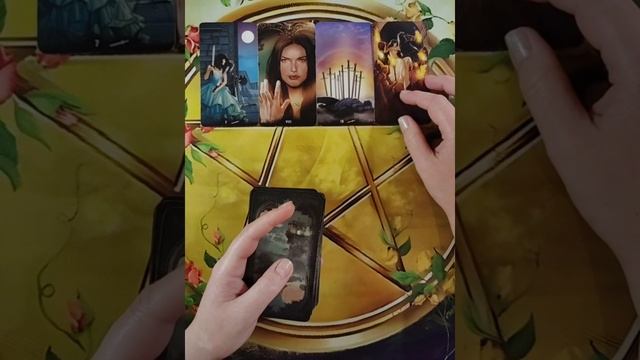 🤫♥️🤫Скучает ли  Он по Вам?🤔💔🤔Мой курс обучения ТАРО☀️
http://tatyanataro.com/tarokurs