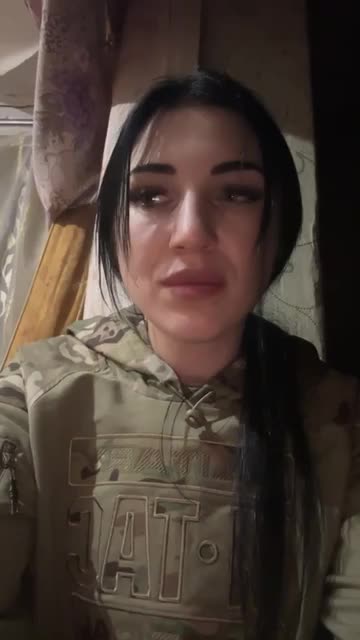 И что же тебе, Оксанка, мешало дома сидеть? Теперь выгребай.