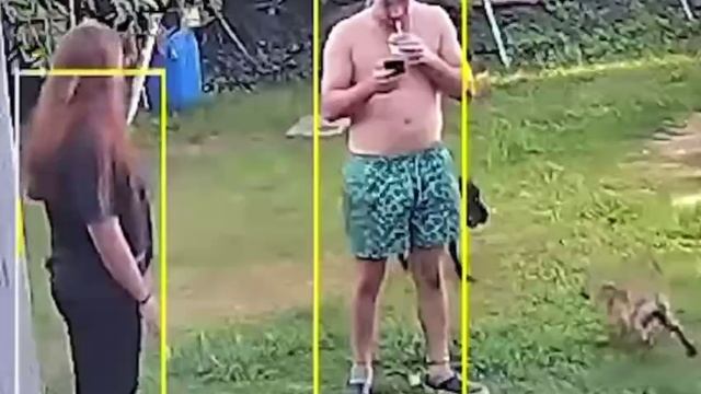 Шальная собака зацепила🪖😂