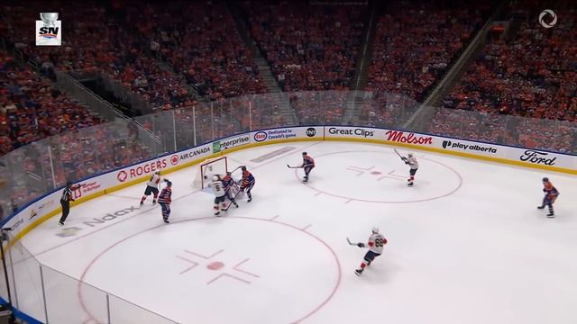 Panthers' Sam Bennett Nets 15th Playoff Goal, Extends Road Scoring Streak