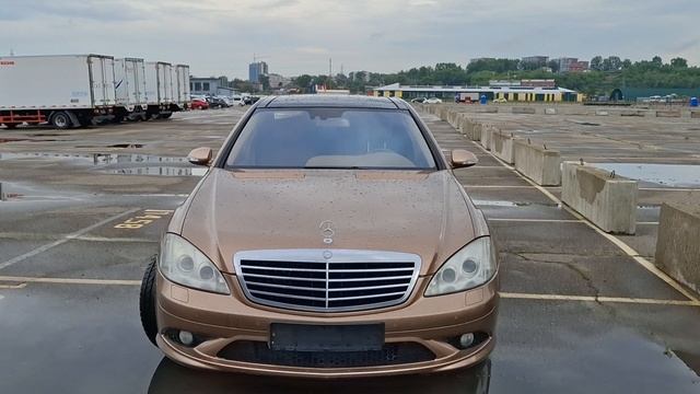 Mercedes-Bens s500