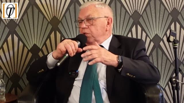 Украинская война - это война на трех уровнях | Харальд Куят и Патрик Бааб
